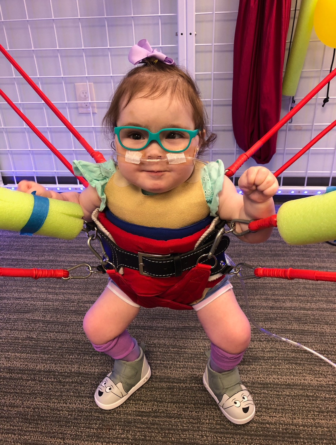 Little ellie in cage (1)